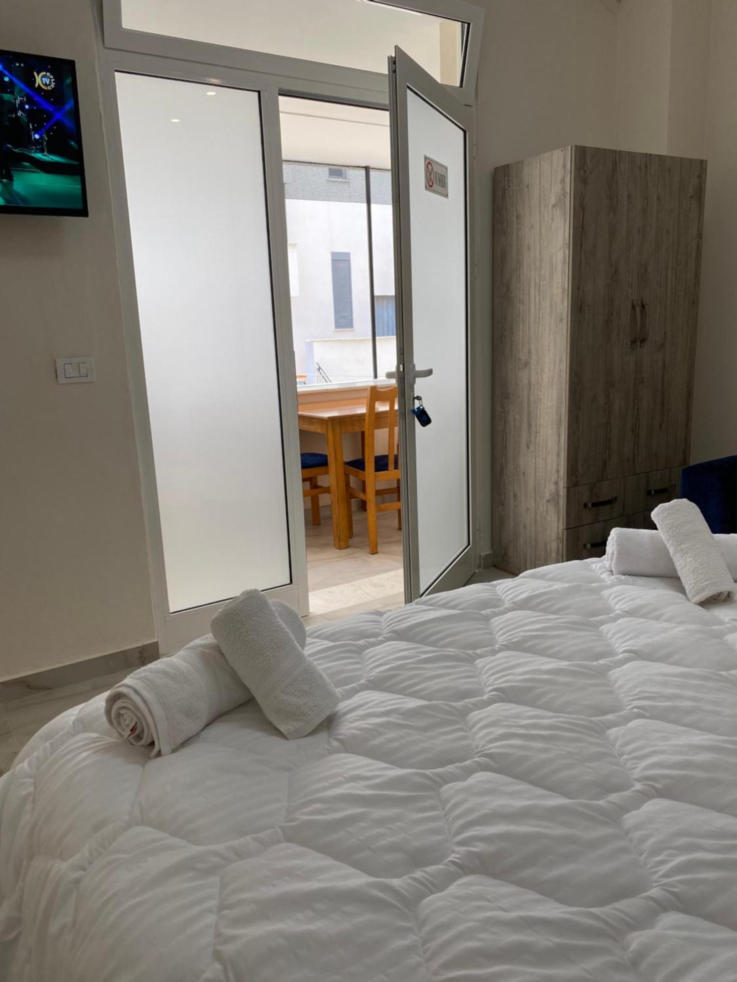 Troy Aparthotel Durres Exterior photo
